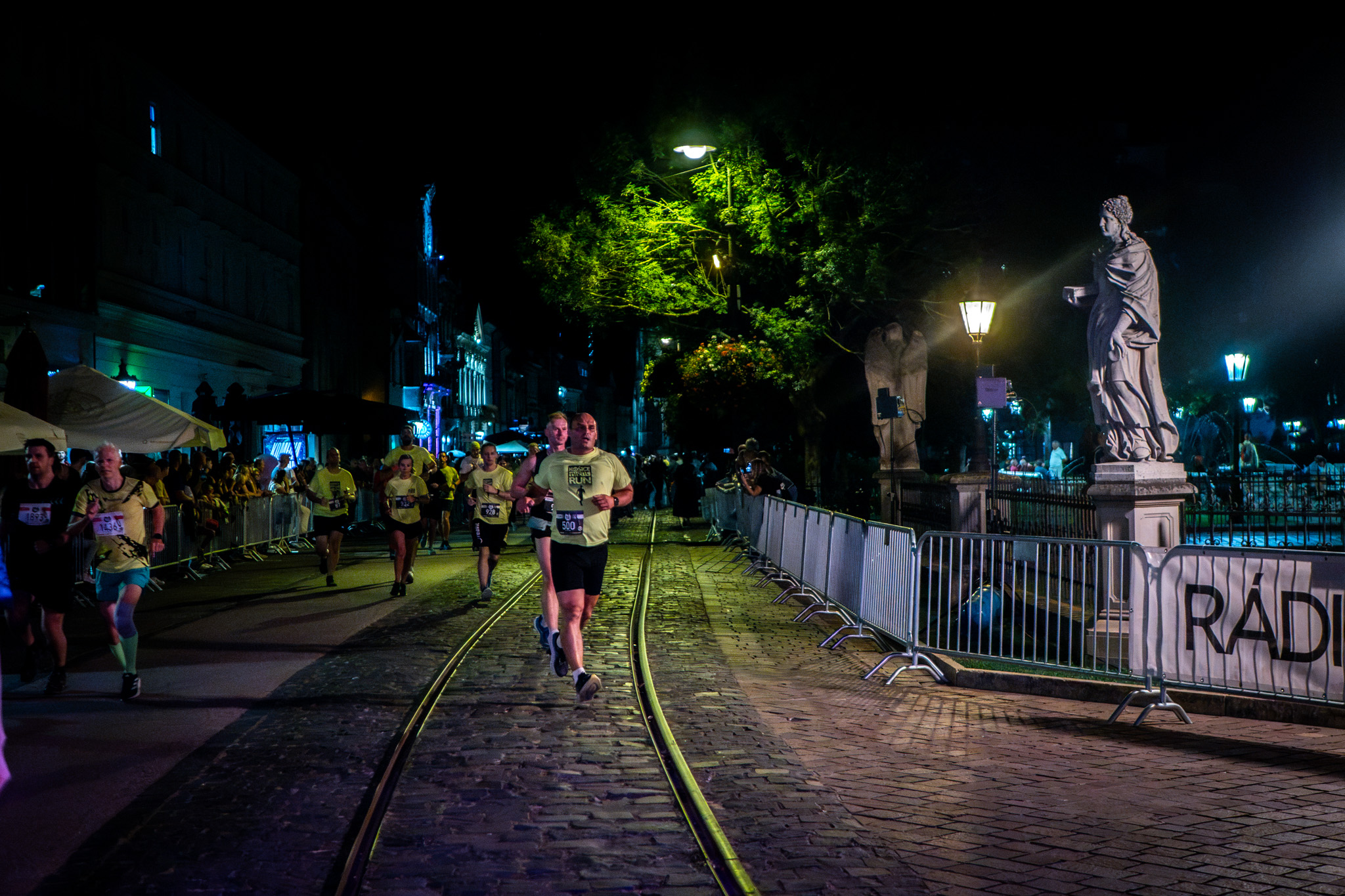 NIGHT RUN-24